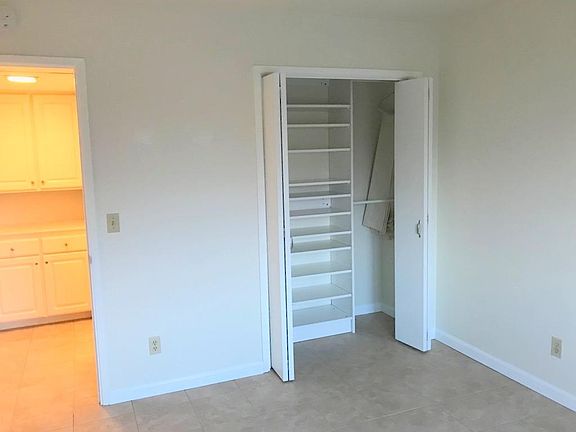 3rd image of 9111 Balboa Ave APT 2