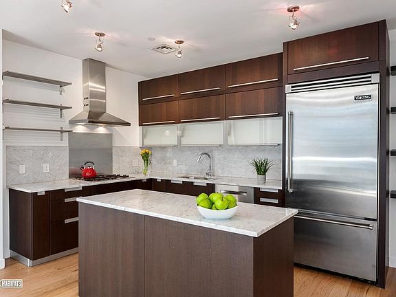 3rd image of 119 Fulton St #Penthouse
