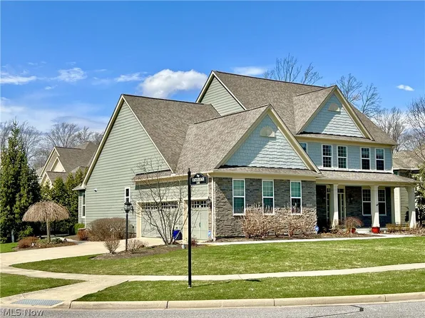 14292 Bentley Ln, Strongsville, OH 44136