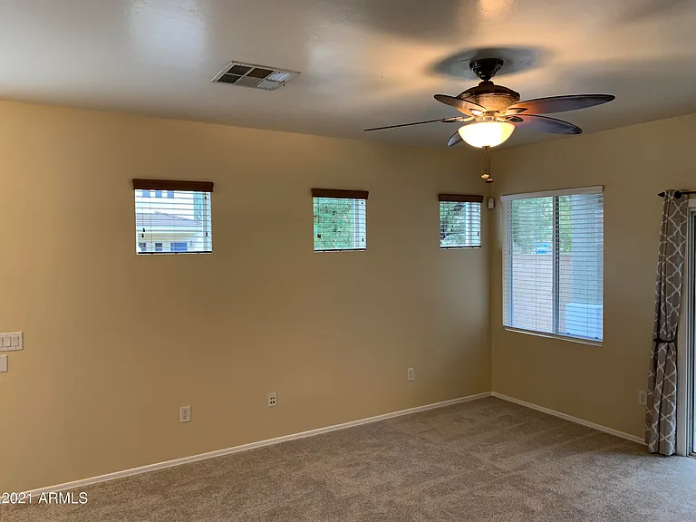 3040 W Cavalry Dr — Photo 5