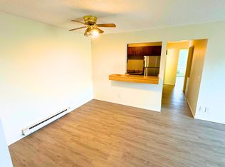 2404HI, Champaign, IL 61822