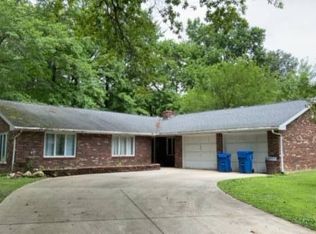 108 Alder Rd, Mount Carmel, IL 62863