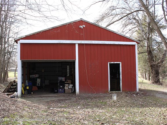 5th image of 5800 N Williamston Rd