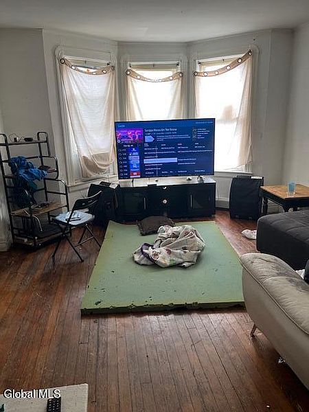 3rd image of 120 DeGraff Street