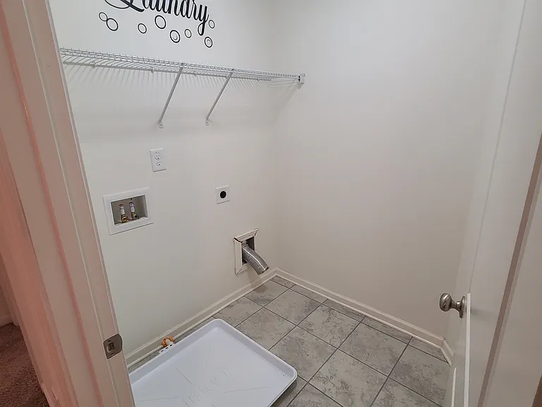 5788 Keystone Grv — Photo 8