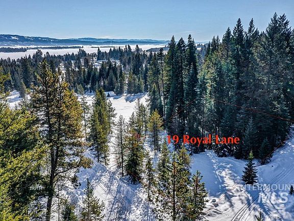 5th image of 19 Royal Ln