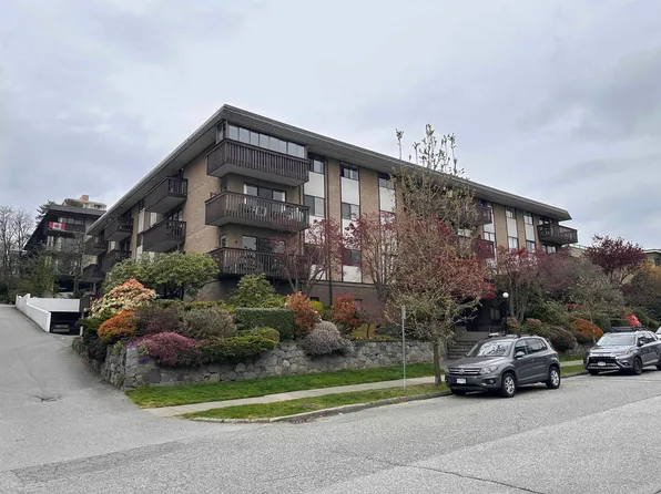 120 E 4th St #205, North Vancouver, BC V7L 1H6