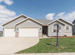 705 Avalon Rd, Columbus, WI 53925