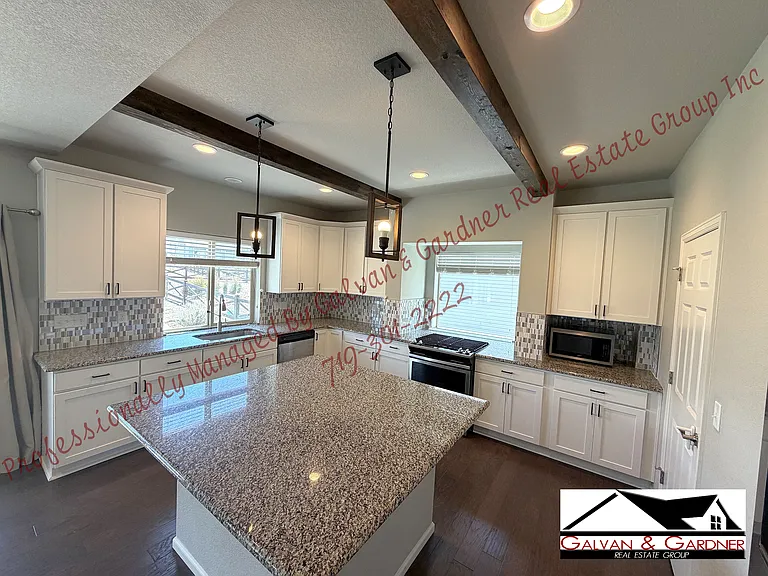 8650 Tranquil Knoll Ln — Photo 13