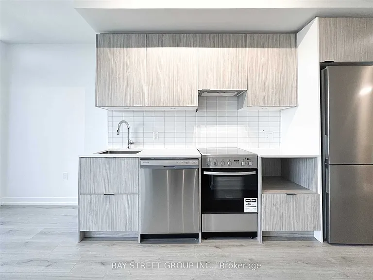 395 Bloor St E #4906 — Photo 7