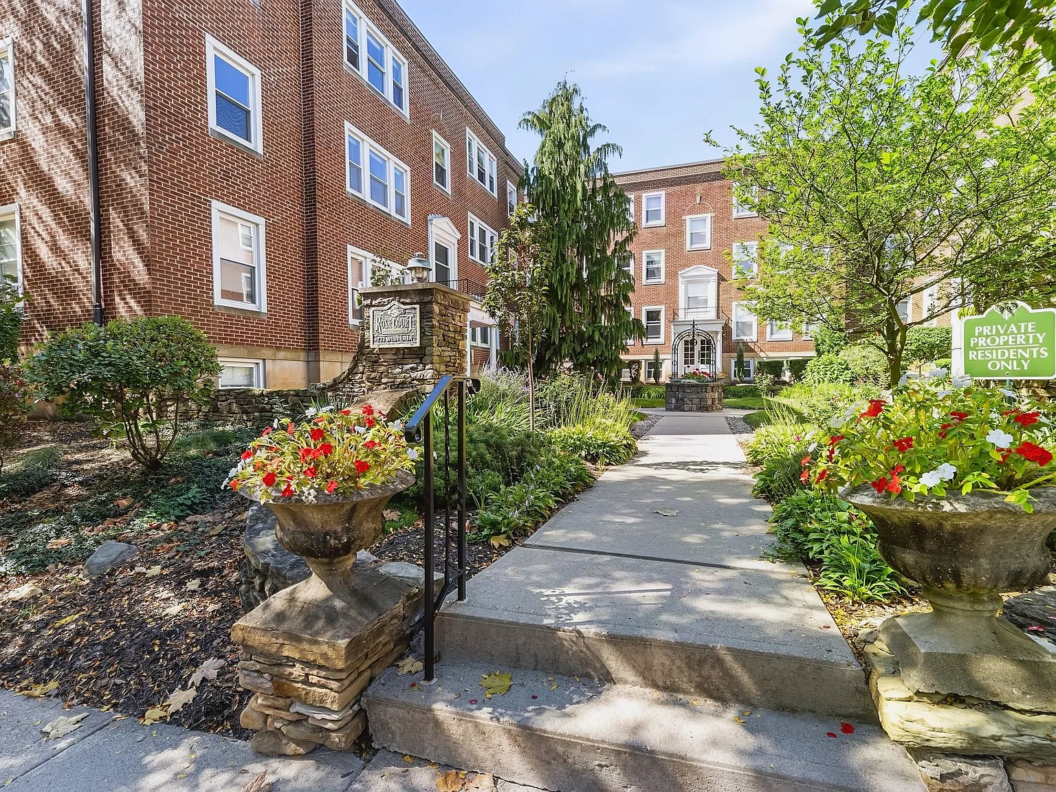 1 bed, 901 sqft, $1,395 — Photo 4
