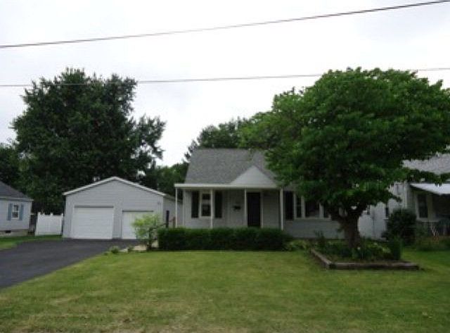 1st image of 40 Clark Ave