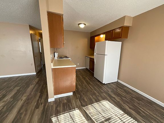 5th image of 1001 S Saint Louis Ave #2