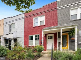 330 20th St NE, Washington, DC 20002