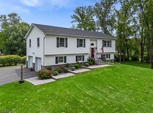 31 Arthur Ave, Newton, NJ 07860