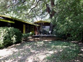 804 E 32 1/2nd St, Austin, TX