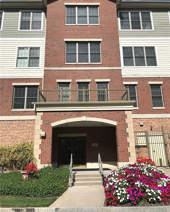 1st image of 1 Wayland Ave Unit 306