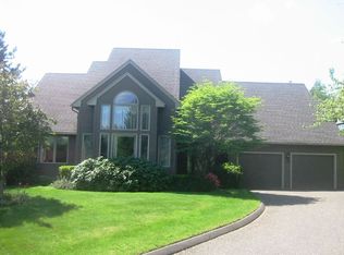 19 Saddle Rdg, Bloomfield, CT 06002