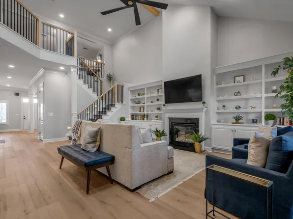 3861 Wentworth Pl, Lexington, KY 40515