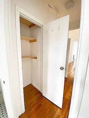4th image of 5 Carmine St #6F