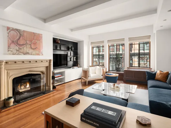 40-50 East 10th Street image 1 of 13