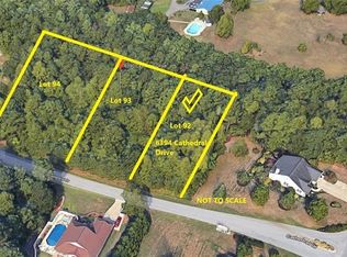 6394 Cathedral Dr, Hickory, NC 28601