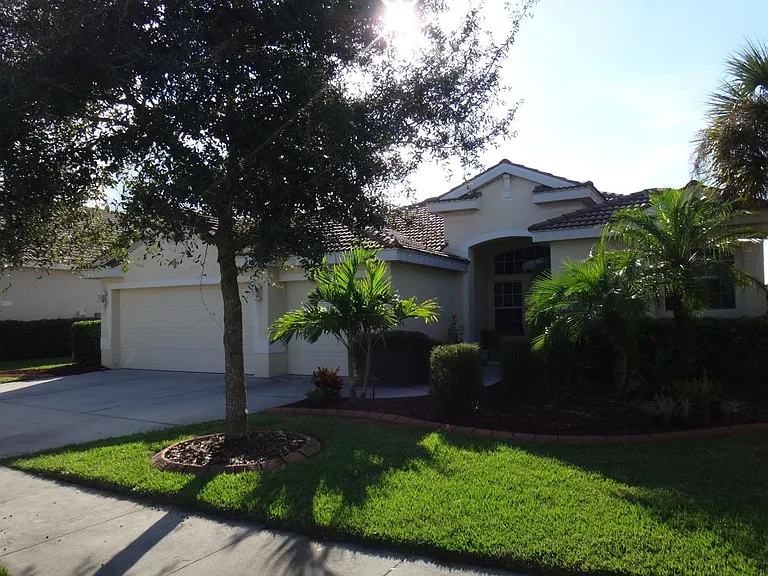 8768 Stone Harbour Loop — Photo 3