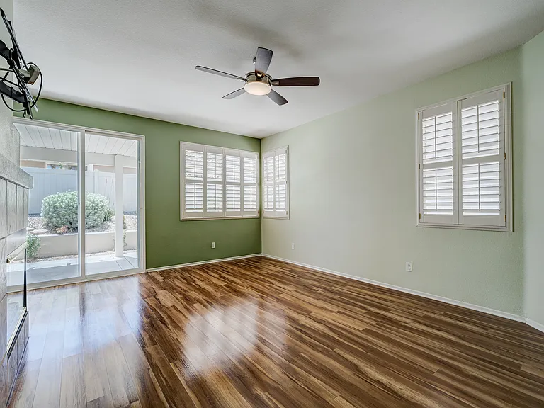 4971 Rio Bravo Dr — Photo 16