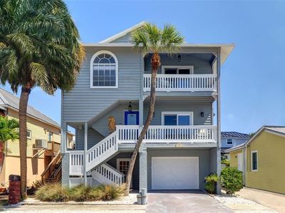 (Undisclosed Address), Saint Pete Beach, FL, 33706