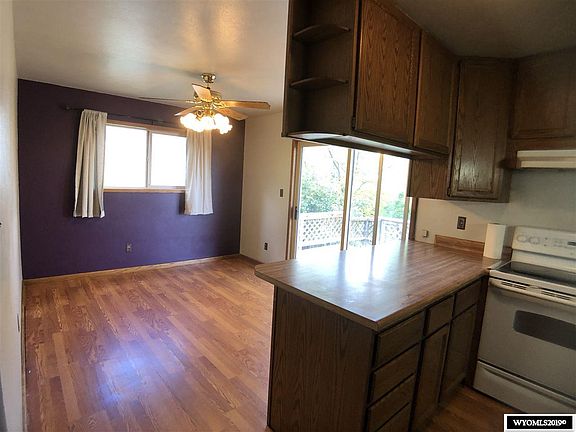 5th image of 601 Big Horn Dr