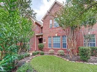 6 Rosalind Ln, Spring, TX 77382
