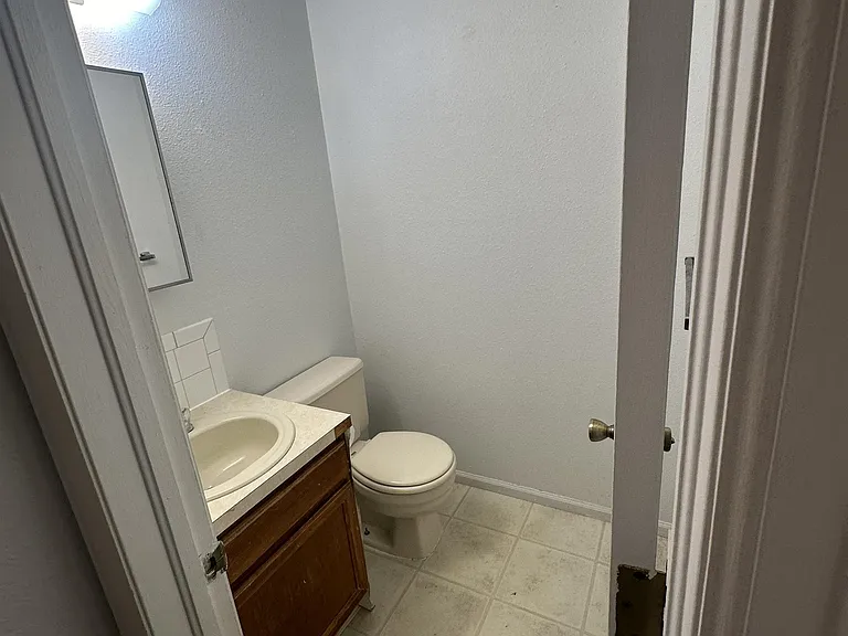 4887 Basswood Dr #4887 — Photo 21