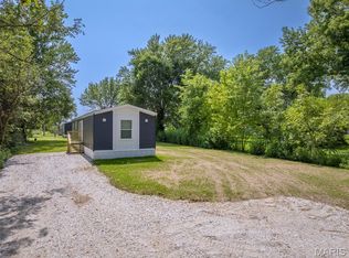 140 Prairie St, Truxton, MO 63381