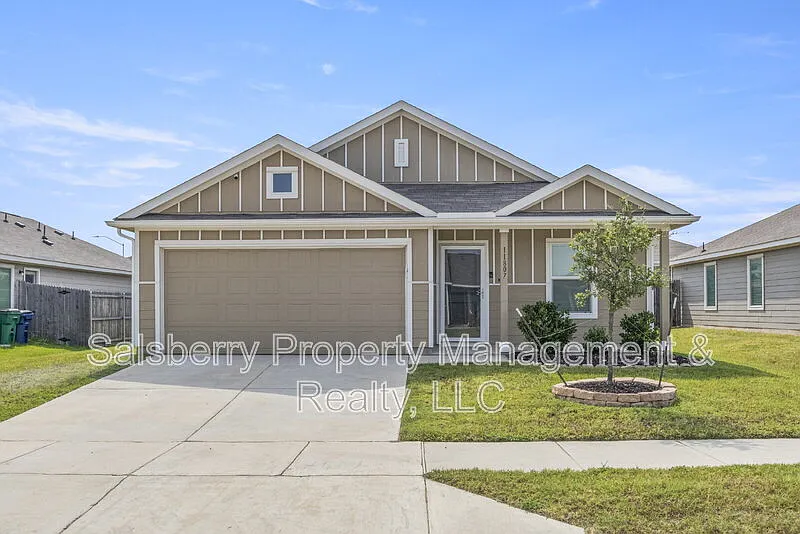 11807 Marcellus Way