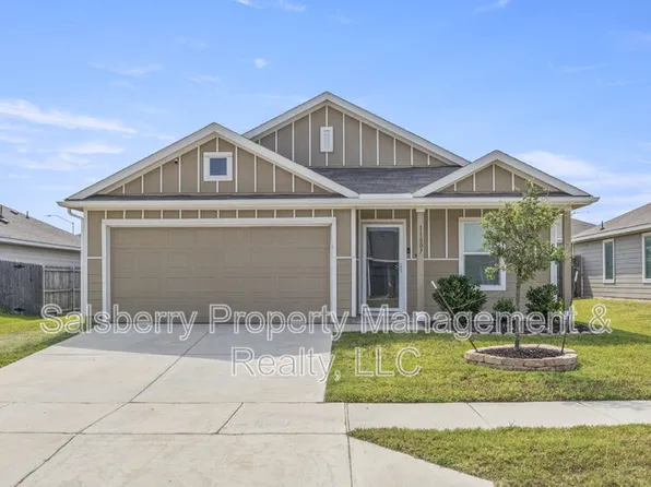 11807 Marcellus Way, Justin, TX