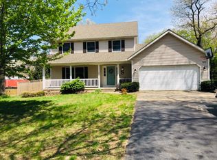 10673 Potomac Dr, Demotte, IN 46310