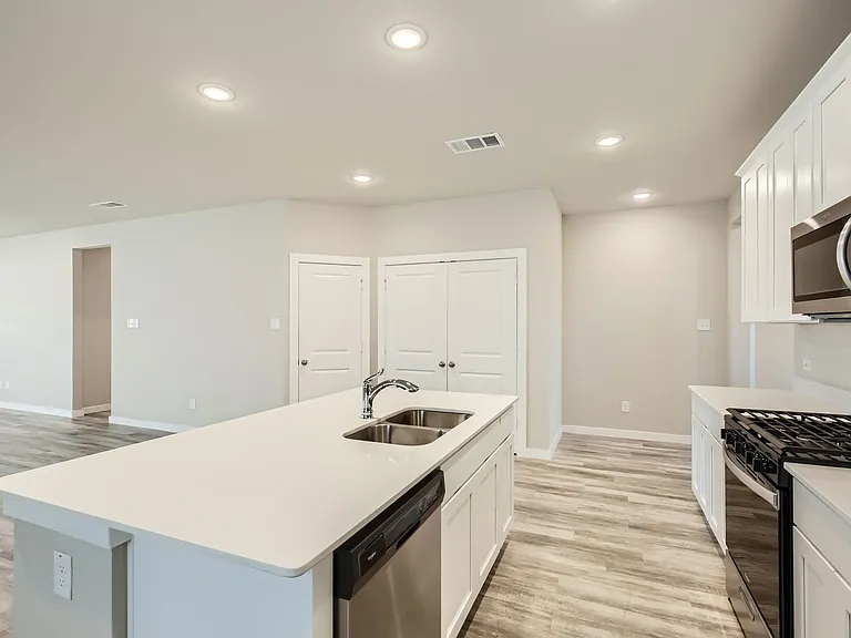 The Residences at Hudson Hollow — Photo 9