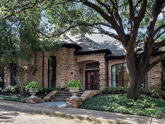 3rd image of 9 Glenkirk Ct