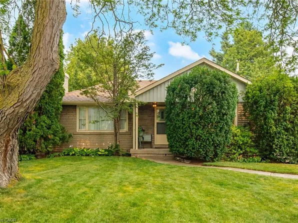 25 Arch Rd, Mississauga, ON L5M 1M4