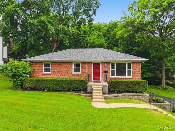 1066 Key West Ave, Saint Louis, MO 63119