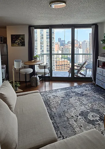 111 W Maple St #2407 Photo 1