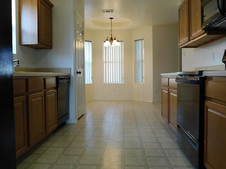 2002 Prestige Loop — Photo 10