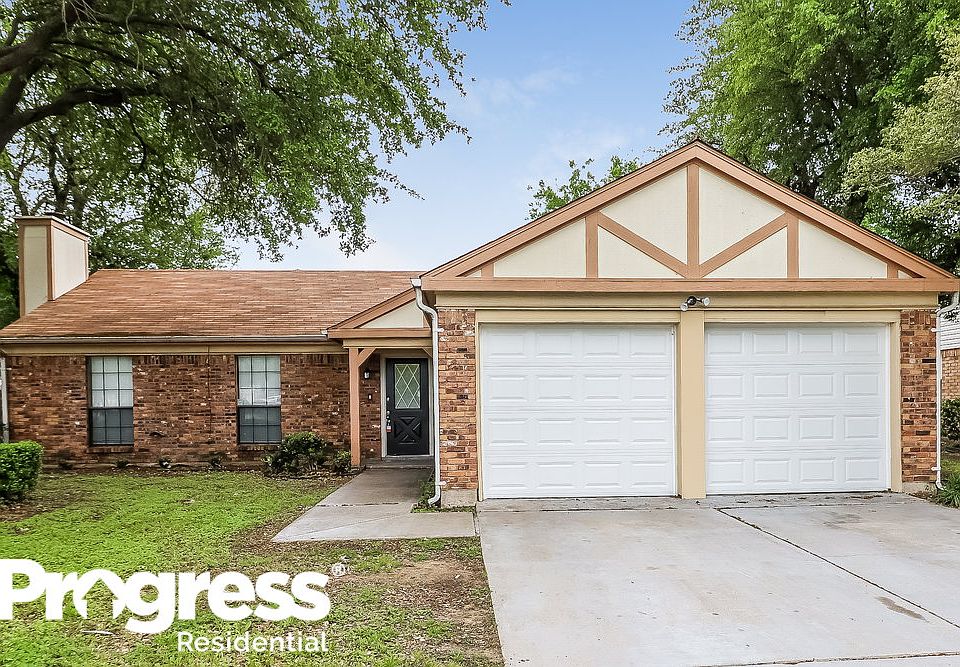 1st image of 2613 Channing Dr