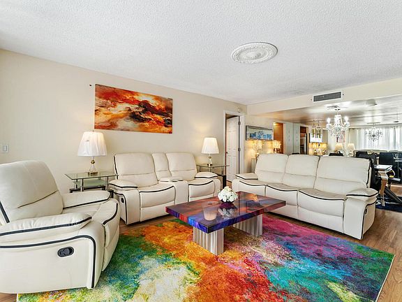 4th image of 5600 N Flagler Drive #402