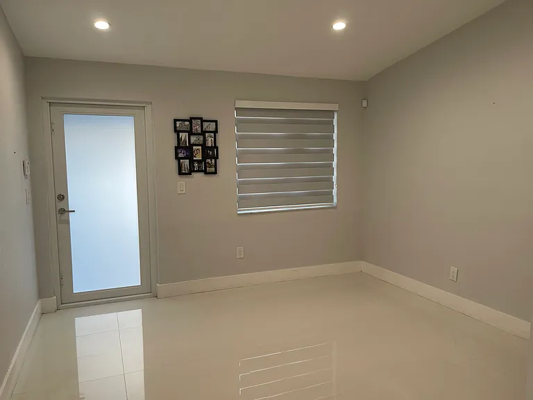 19361 SW 125th Ave — Photo 5