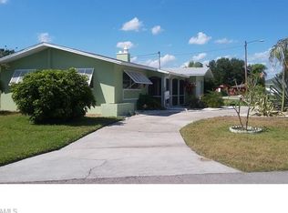 4224 SE 1st Ct, Cape Coral, FL 33904