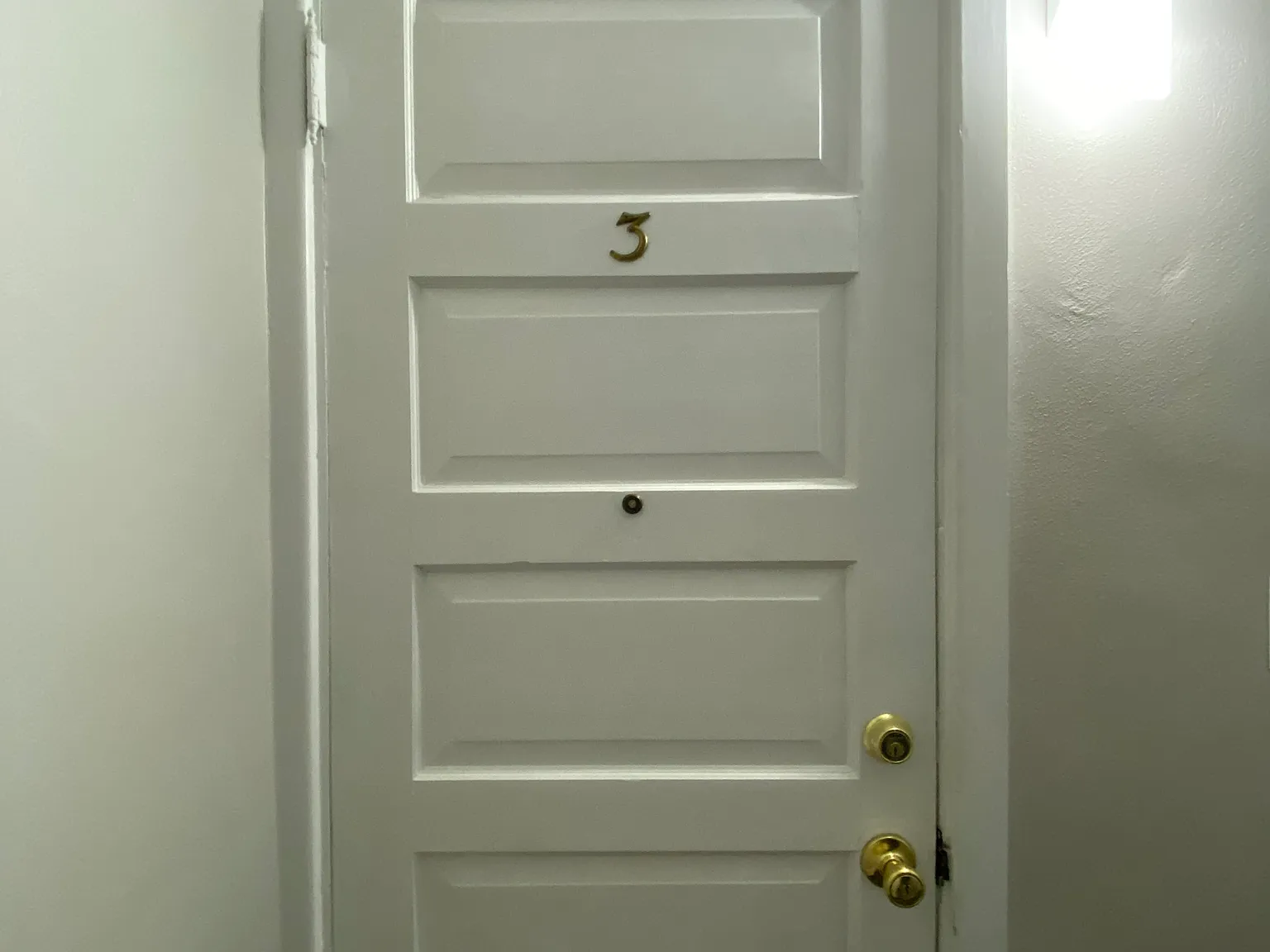 Studio, 600 sqft, $975 — Photo 2
