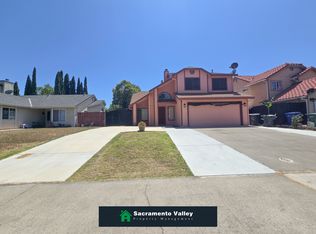 8282 Meadowhaven Dr, Sacramento, CA 95828