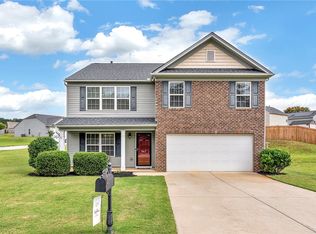 961 Slow Creek Ct, Boiling Springs, SC 29316