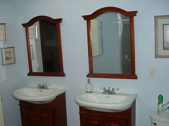 5th image of 11020 Speedway Dr